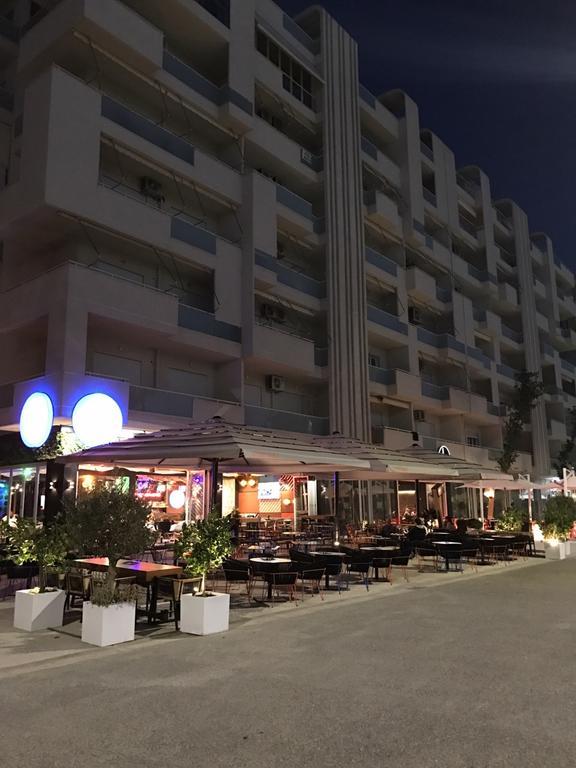 Lucky Lux Apartment Vlorë Екстериор снимка