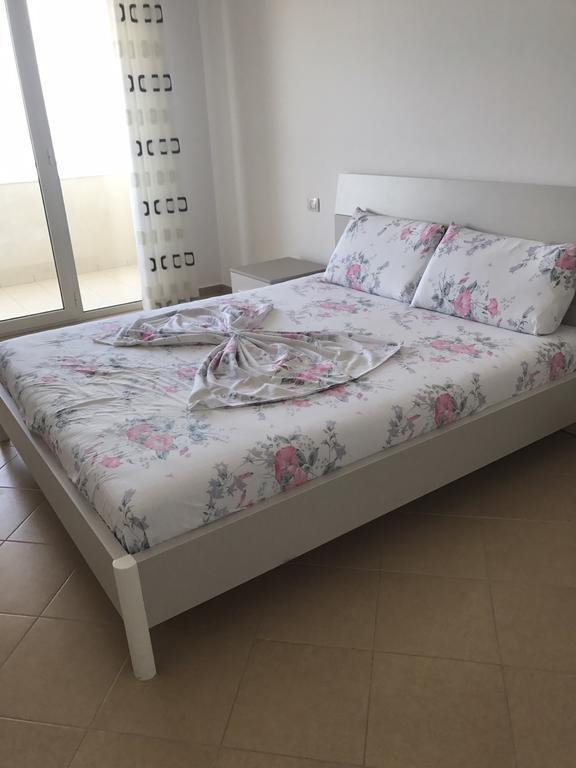 Lucky Lux Apartment Vlorë Екстериор снимка