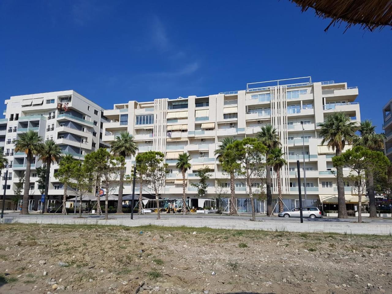 Lucky Lux Apartment Vlorë Екстериор снимка