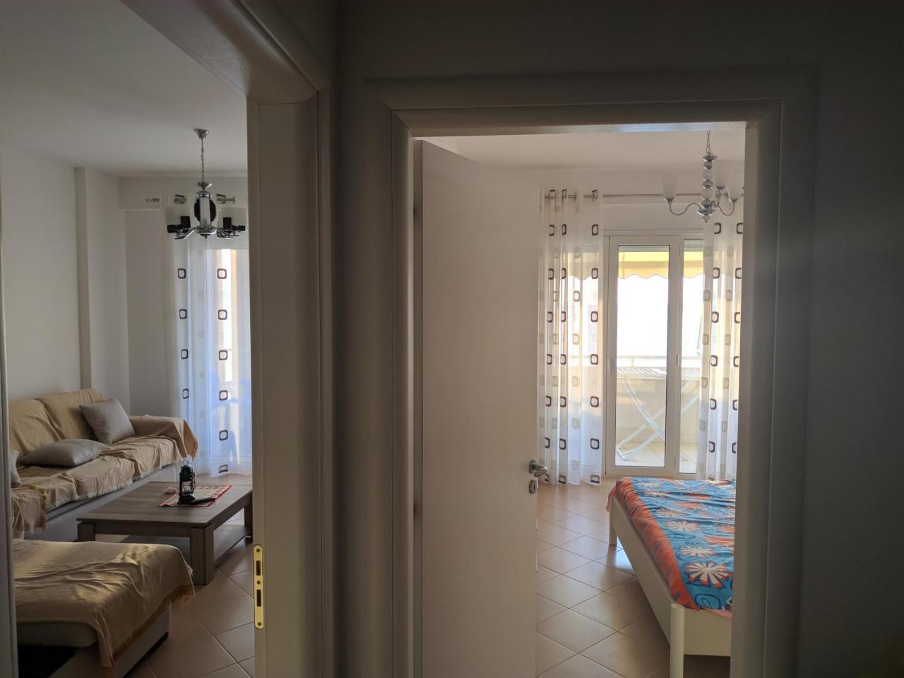 Lucky Lux Apartment Vlorë Екстериор снимка